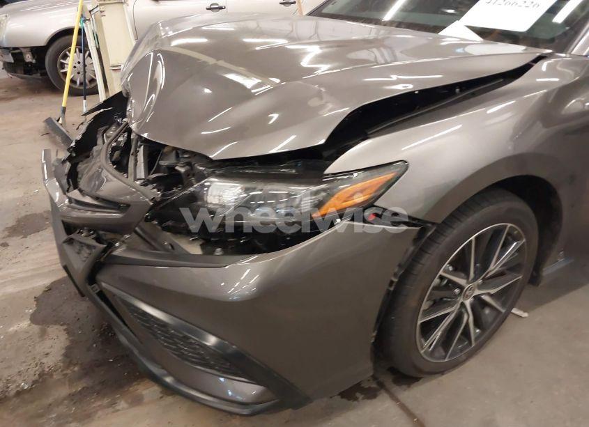 Photo 21 of 2024 Toyota Camry SE (VIN 4T1G11AK3RU228724)
