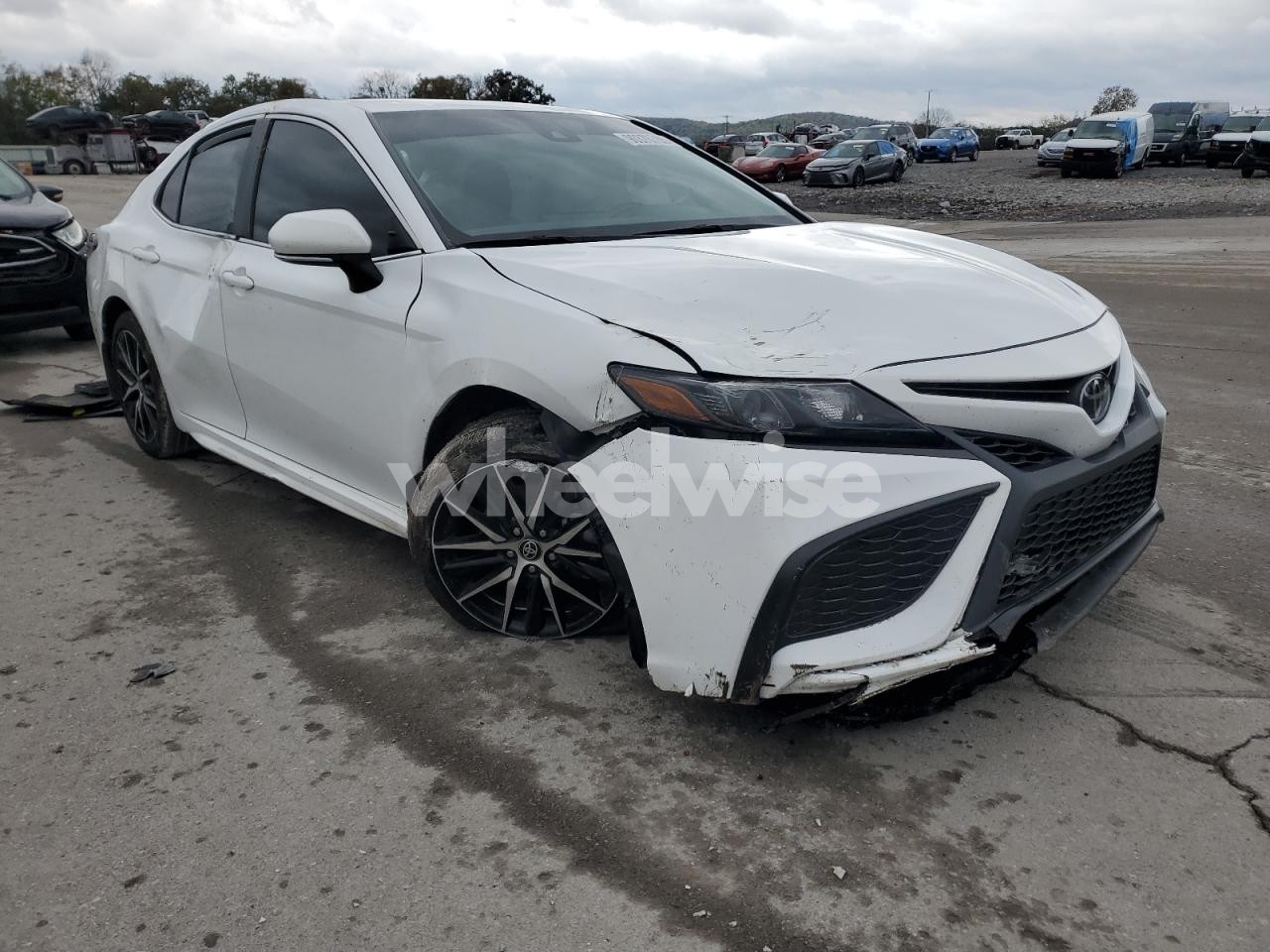 Photo 4 of 2024 TOYOTA CAMRY SE NIGHT SHADE (VIN 4T1G11AK3RU840342)