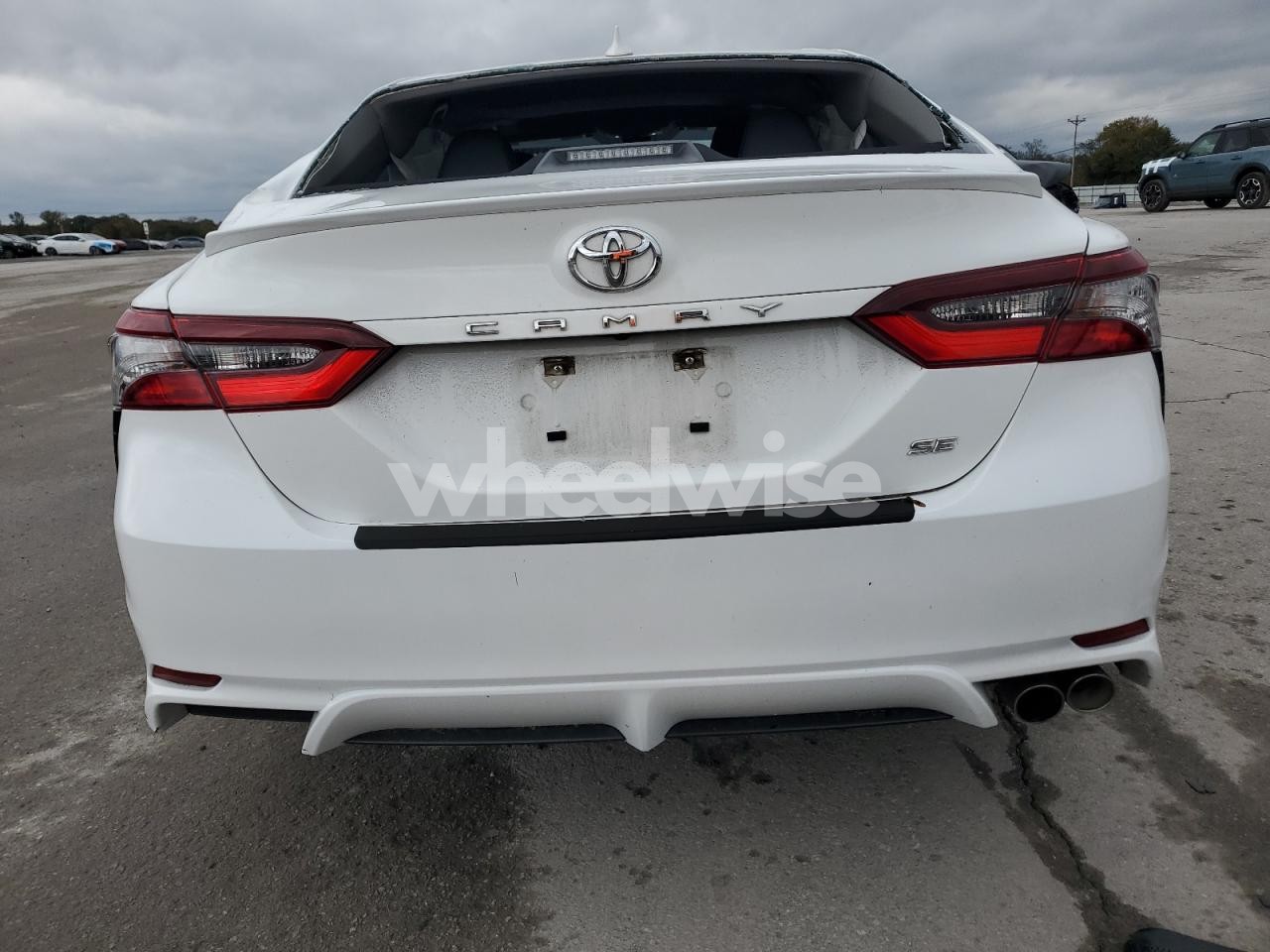 Photo 6 of 2024 TOYOTA CAMRY SE NIGHT SHADE (VIN 4T1G11AK3RU840342)