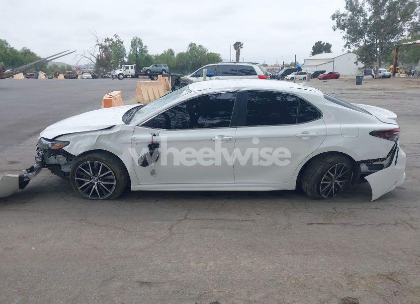 Photo 13 of 2024 Toyota Camry SE (VIN 4T1G11AK3RU875902)