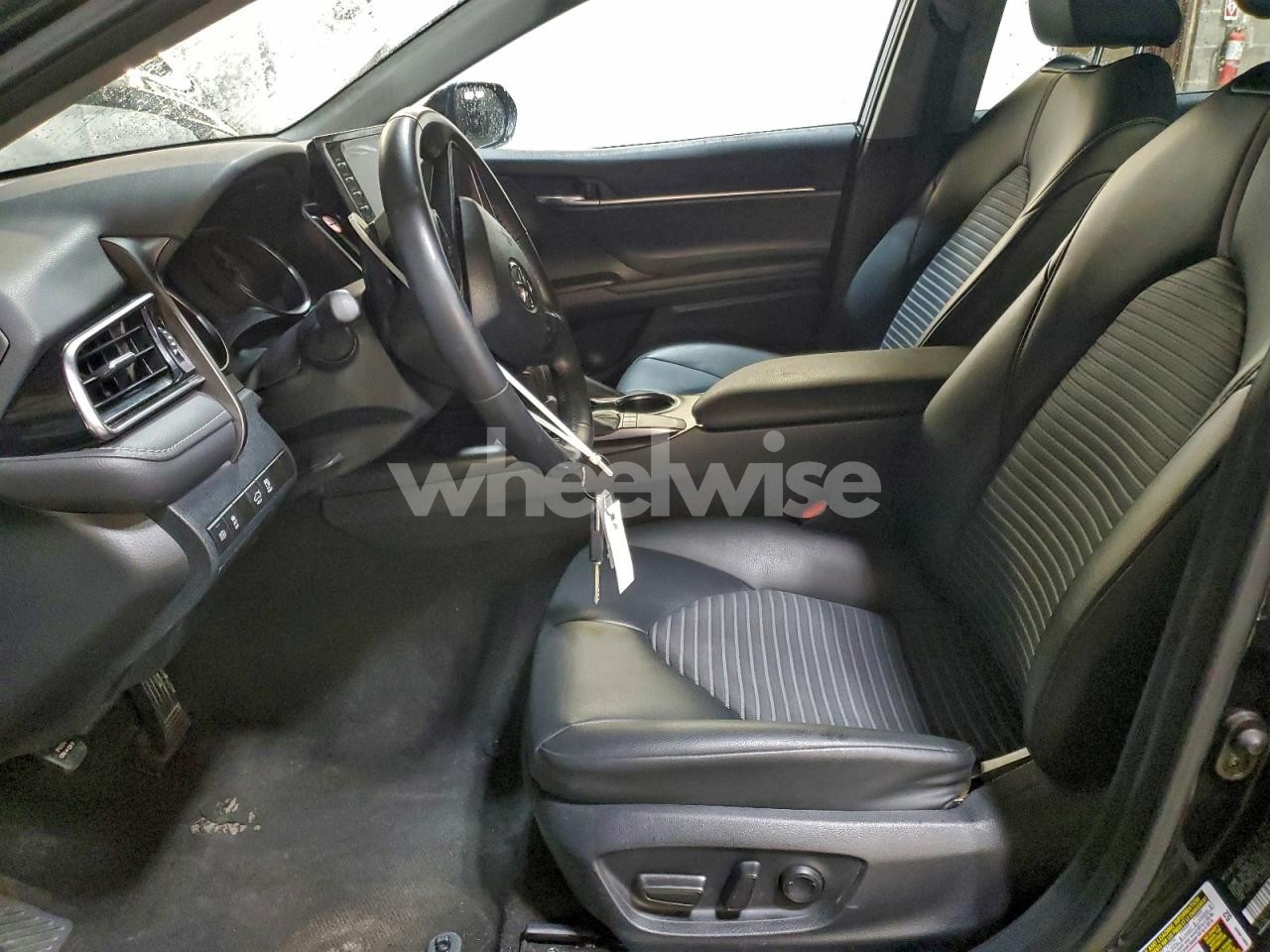 Photo 7 of 2024 TOYOTA CAMRY SE NIGHT SHADE (VIN 4T1G11AK3RU907604)