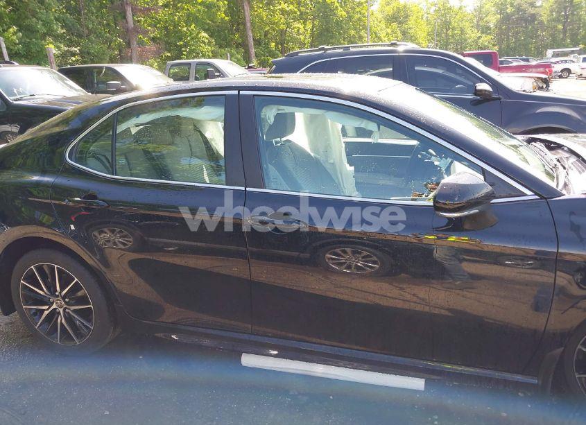 Photo 13 of 2024 Toyota Camry SE (VIN 4T1G11AK3RU909983)