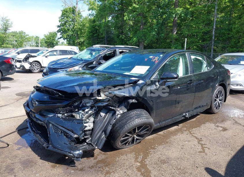 Photo 2 of 2024 Toyota Camry SE (VIN 4T1G11AK3RU909983)