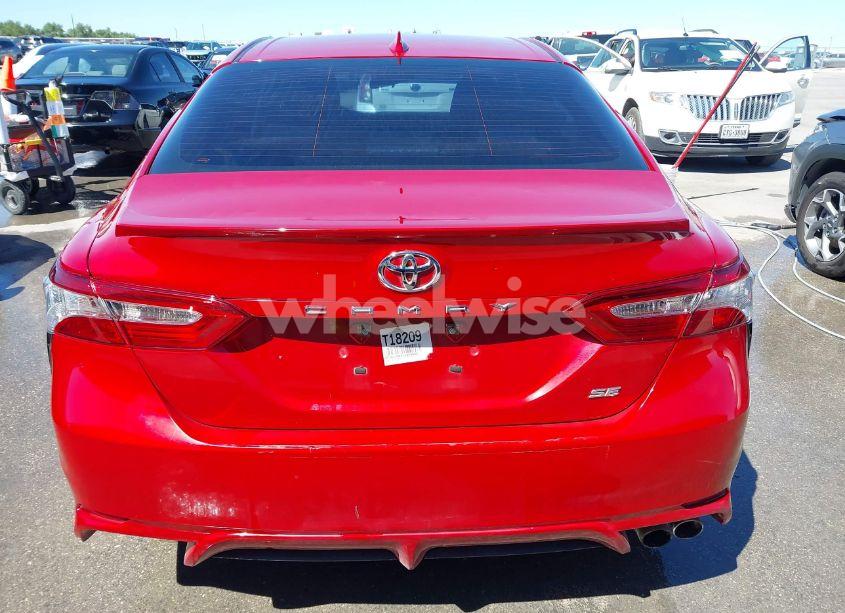 Photo 16 of 2020 Toyota Camry SE (VIN 4T1G11AK4LU308685)