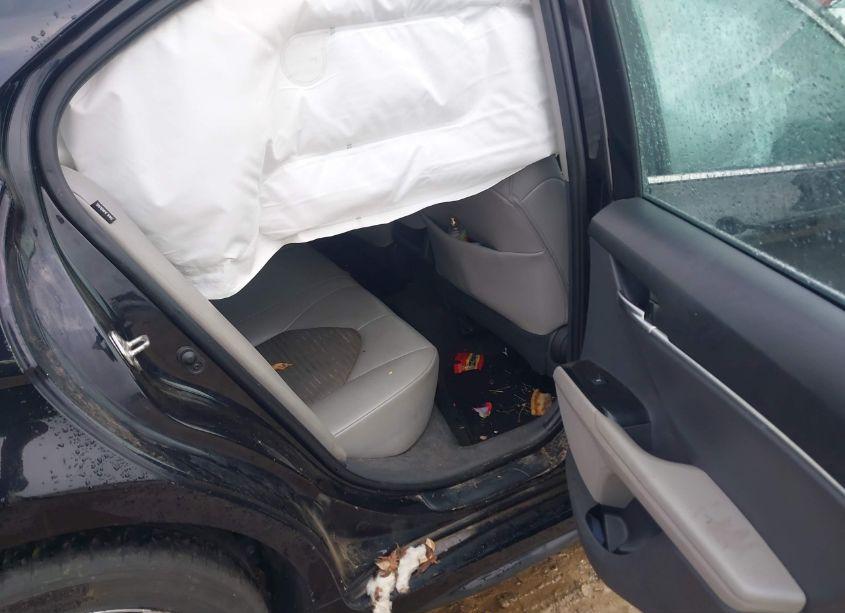 Photo 8 of 2020 Toyota Camry SE (VIN 4T1G11AK4LU347860)