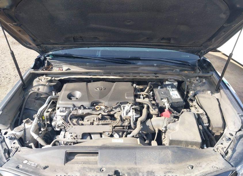 Photo 10 of 2020 Toyota Camry SE NIGHTSHADE EDITION (VIN 4T1G11AK4LU348362)