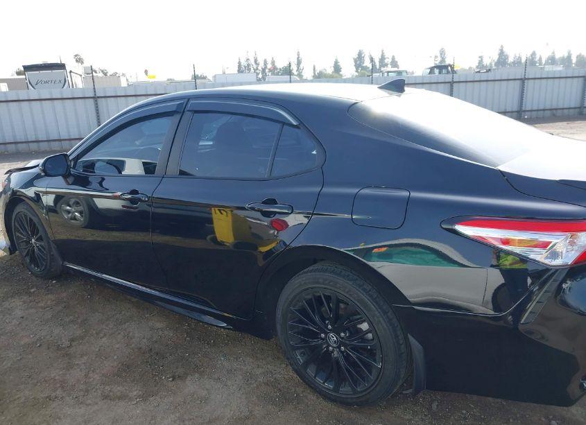 Photo 14 of 2020 Toyota Camry SE NIGHTSHADE EDITION (VIN 4T1G11AK4LU348362)