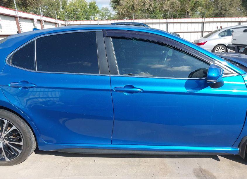 Photo 14 of 2020 Toyota Camry SE (VIN 4T1G11AK4LU372855)