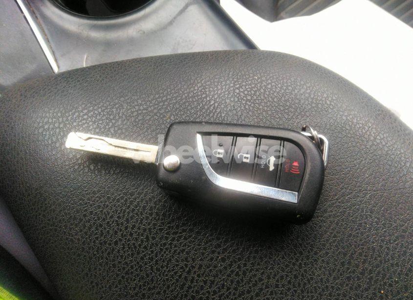 Photo 11 of 2020 Toyota Camry SE (VIN 4T1G11AK4LU883689)