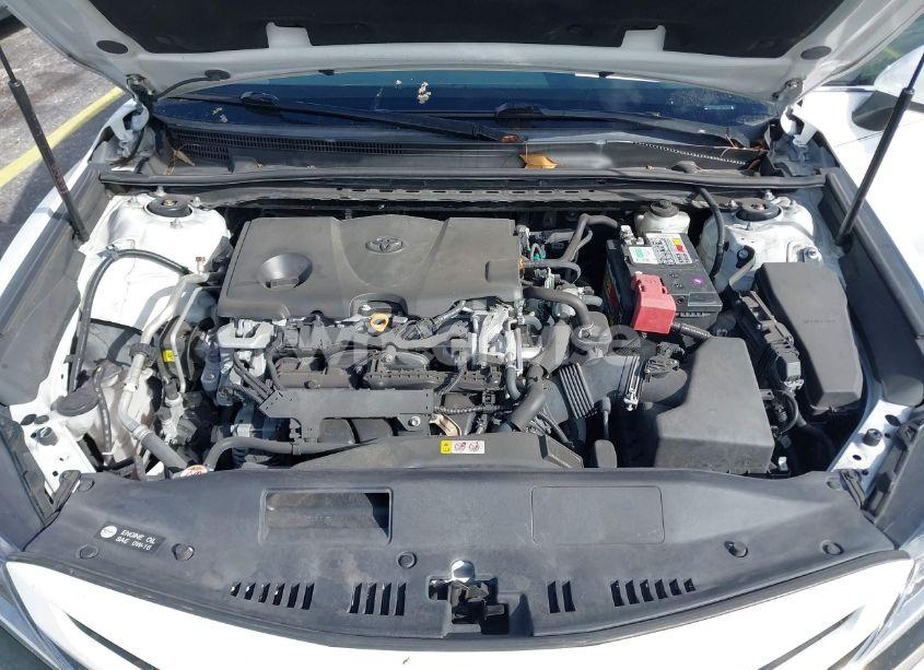 Photo 10 of 2020 Toyota Camry SE (VIN 4T1G11AK4LU884549)