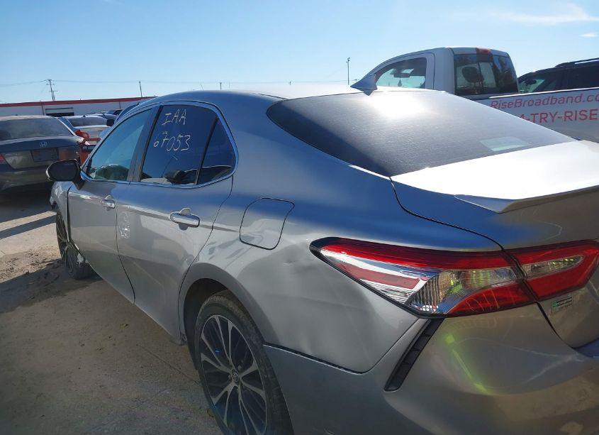 Photo 15 of 2020 Toyota Camry SE (VIN 4T1G11AK4LU905500)