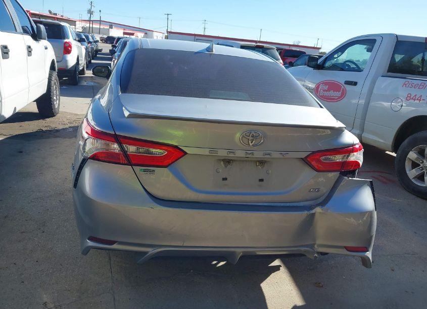 Photo 17 of 2020 Toyota Camry SE (VIN 4T1G11AK4LU905500)