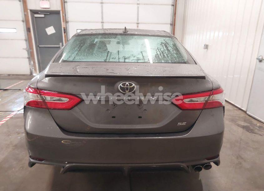 Photo 16 of 2020 Toyota Camry SE (VIN 4T1G11AK4LU914424)
