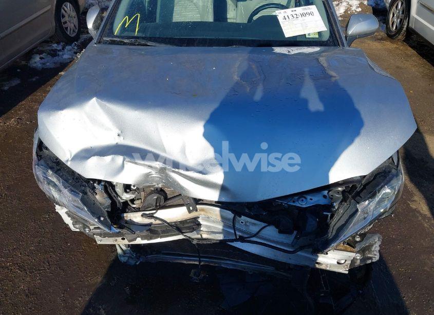 Photo 10 of 2020 Toyota Camry SE (VIN 4T1G11AK4LU918490)