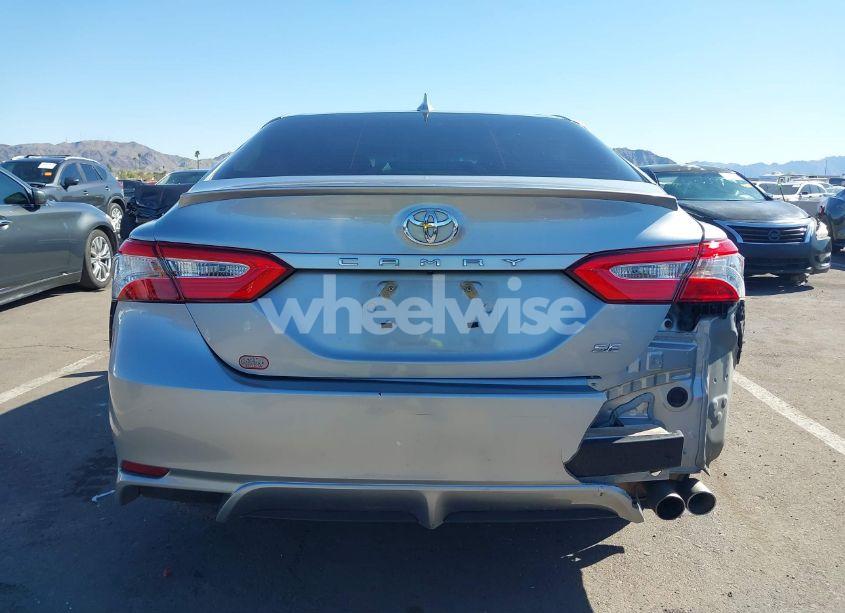 Photo 16 of 2020 Toyota Camry SE (VIN 4T1G11AK4LU920093)