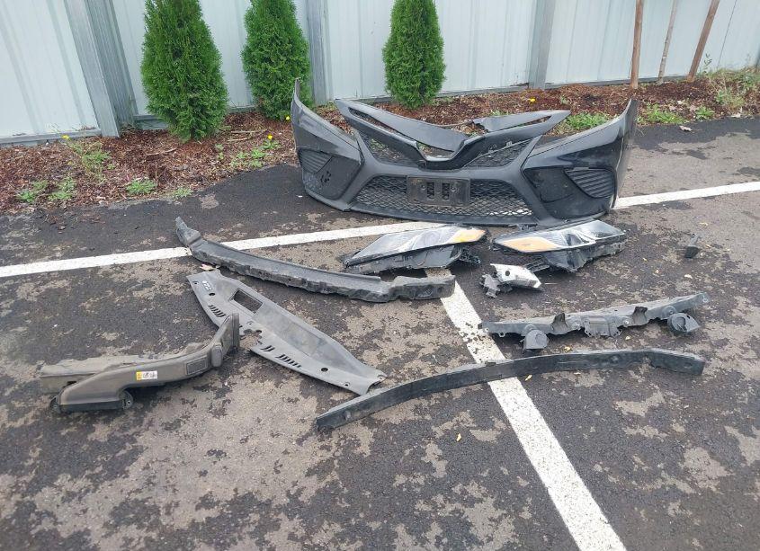 Photo 12 of 2020 Toyota Camry SE (VIN 4T1G11AK4LU922894)