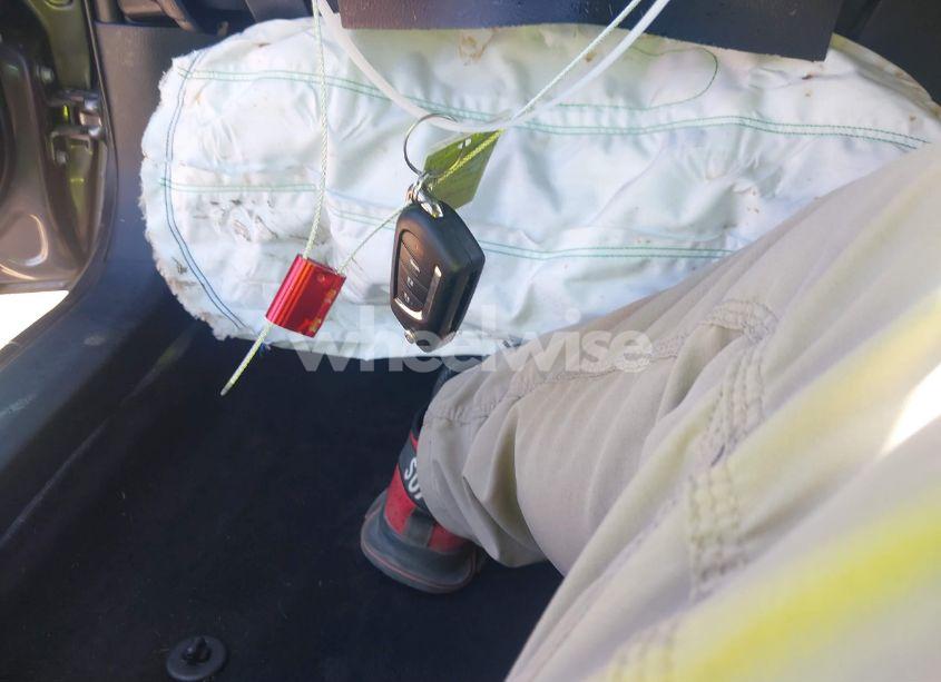 Photo 11 of 2021 Toyota Camry SE (VIN 4T1G11AK4MU432151)