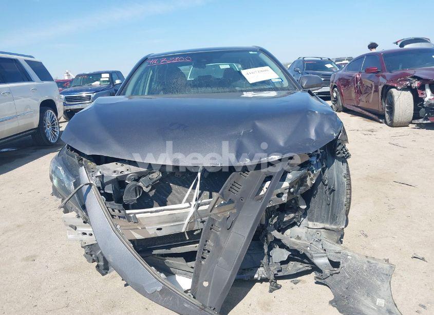 Photo 13 of 2021 Toyota Camry SE (VIN 4T1G11AK4MU432151)