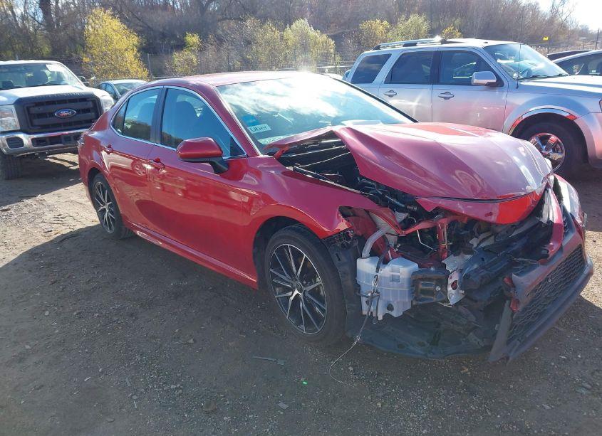 2021 Toyota Camry SE (VIN 4T1G11AK4MU479793) main photo