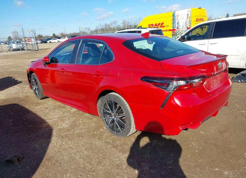 Photo 3 of 2021 Toyota Camry SE (VIN 4T1G11AK4MU479793)