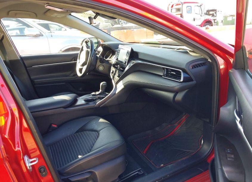 Photo 5 of 2021 Toyota Camry SE (VIN 4T1G11AK4MU479793)