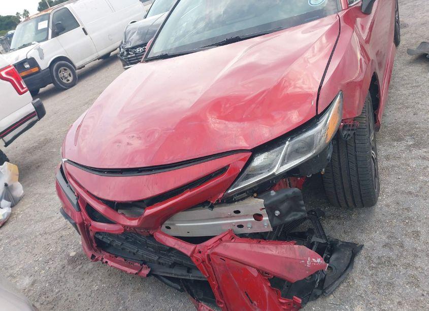 Photo 13 of 2021 Toyota Camry SE (VIN 4T1G11AK4MU485741)