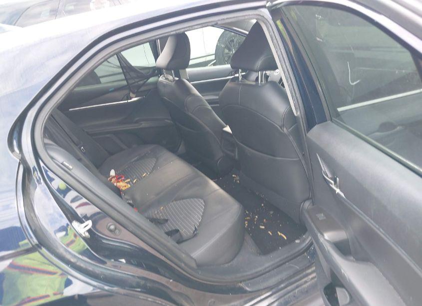 Photo 8 of 2021 Toyota Camry SE (VIN 4T1G11AK4MU488946)