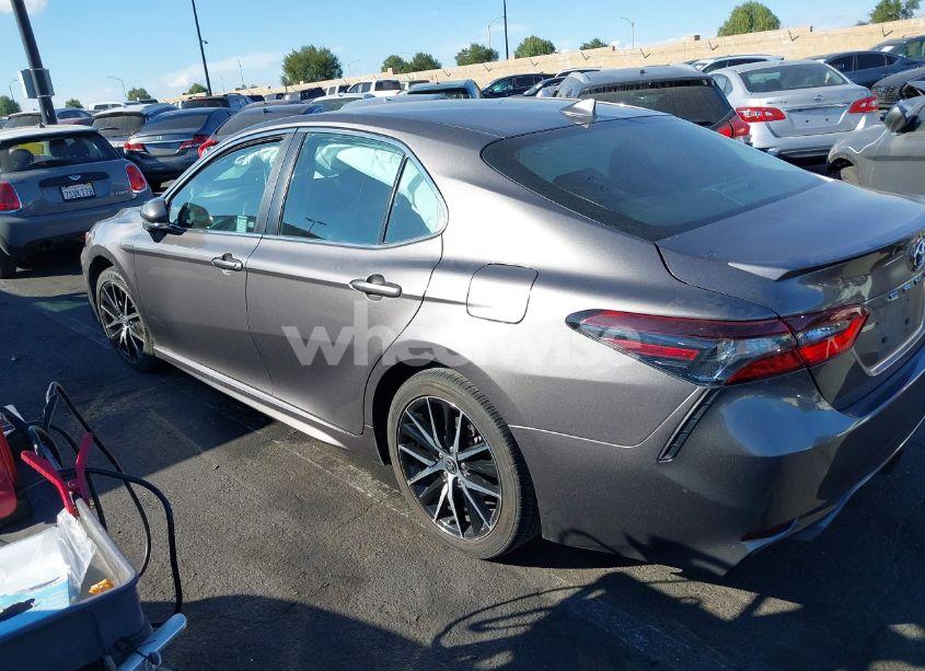 Photo 14 of 2022 Toyota Camry SE (VIN 4T1G11AK4NU028364)