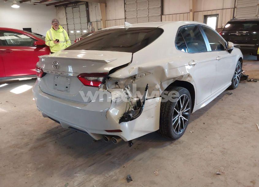 Photo 4 of 2022 Toyota Camry SE (VIN 4T1G11AK4NU049294)