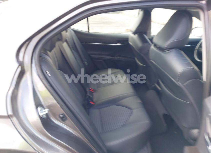 Photo 8 of 2022 Toyota Camry SE (VIN 4T1G11AK4NU068427)