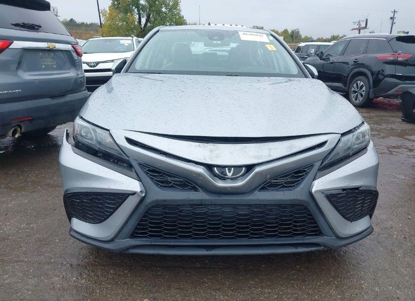 Photo 13 of 2022 Toyota Camry SE (VIN 4T1G11AK4NU661558)