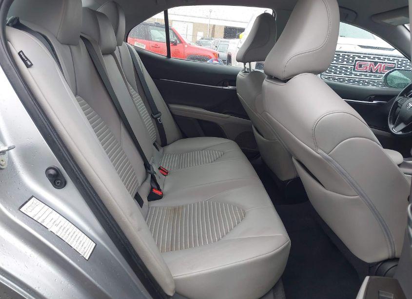 Photo 8 of 2022 Toyota Camry SE (VIN 4T1G11AK4NU661558)