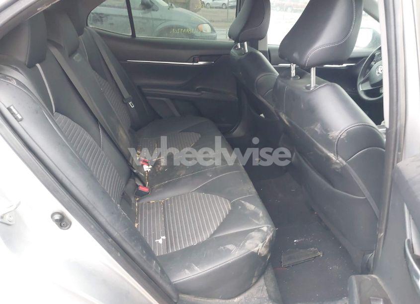 Photo 8 of 2022 Toyota Camry SE (VIN 4T1G11AK4NU690560)