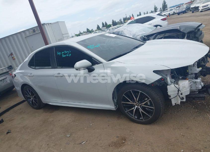 Photo 14 of 2023 Toyota Camry SE (VIN 4T1G11AK4PU106175)