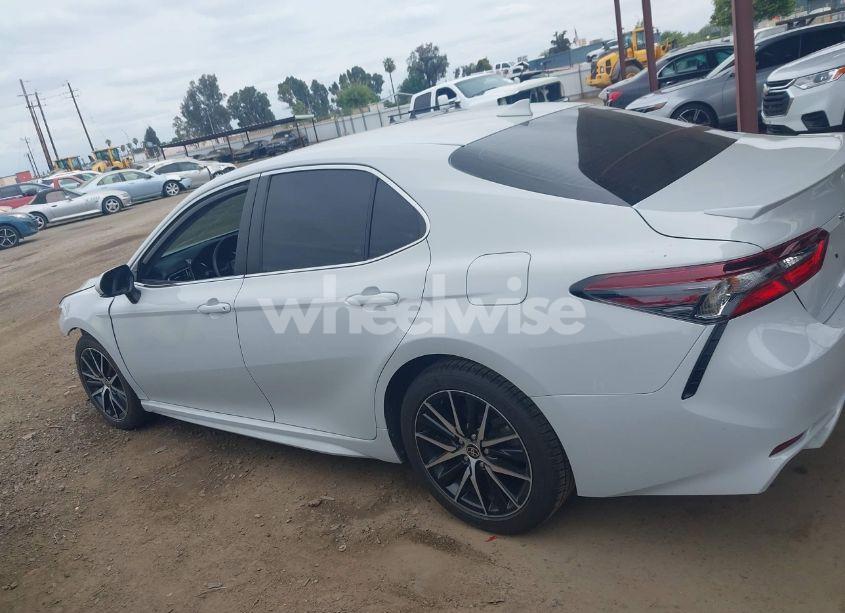 Photo 15 of 2023 Toyota Camry SE (VIN 4T1G11AK4PU106175)