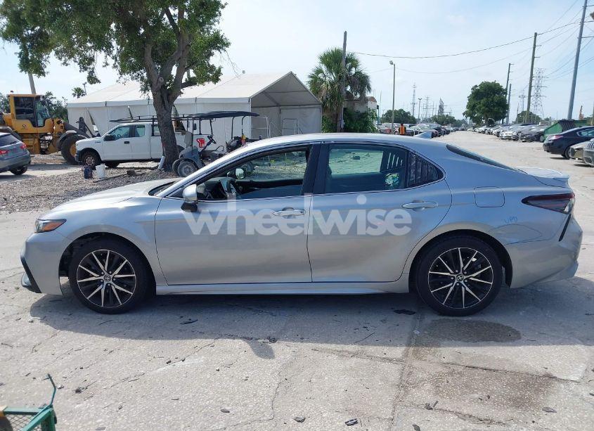 Photo 15 of 2023 Toyota Camry SE (VIN 4T1G11AK4PU121548)