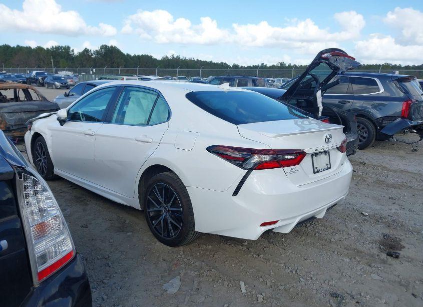 Photo 3 of 2023 Toyota Camry SE (VIN 4T1G11AK4PU746189)