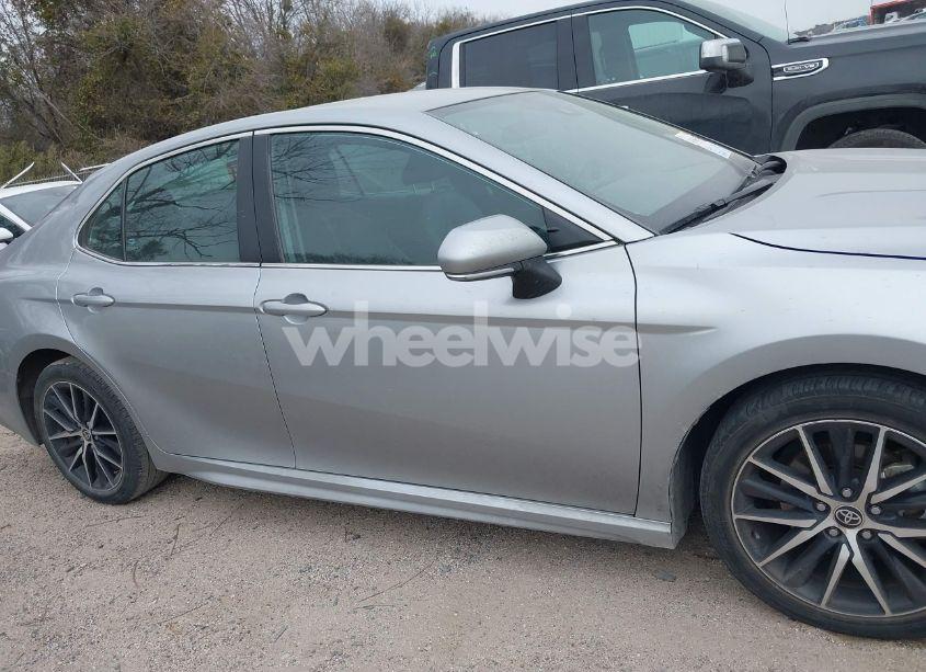 Photo 13 of 2023 Toyota Camry SE (VIN 4T1G11AK4PU759766)