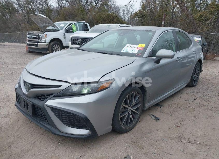 Photo 2 of 2023 Toyota Camry SE (VIN 4T1G11AK4PU759766)