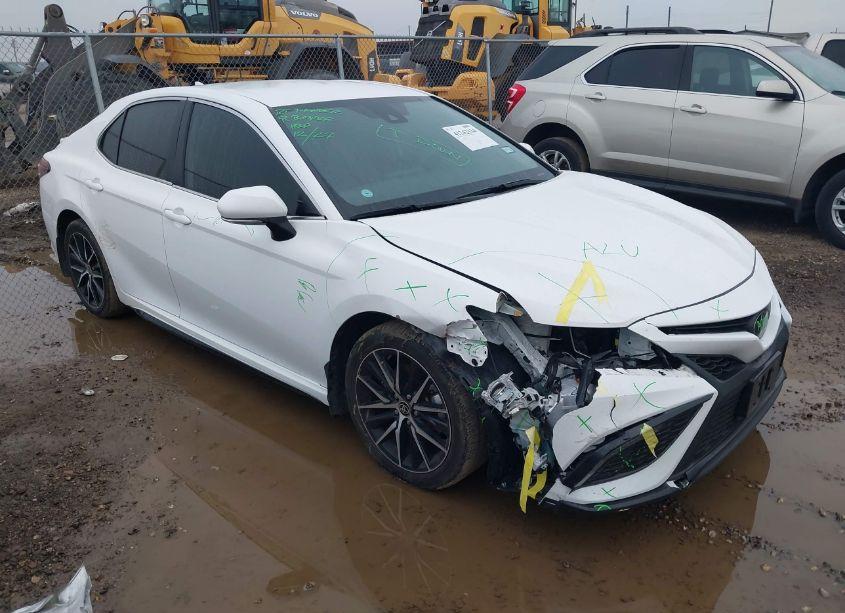 2023 Toyota Camry SE (VIN 4T1G11AK4PU776406) main photo