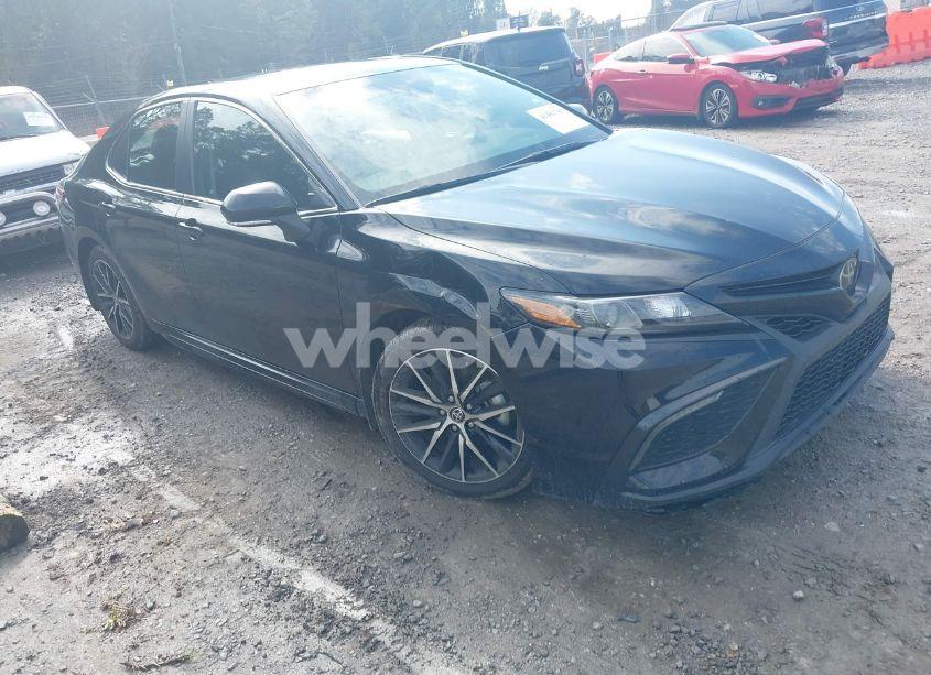 2023 Toyota Camry SE (VIN 4T1G11AK4PU781783) main photo