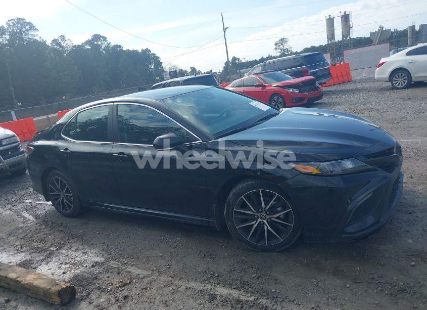 Photo 13 of 2023 Toyota Camry SE (VIN 4T1G11AK4PU781783)