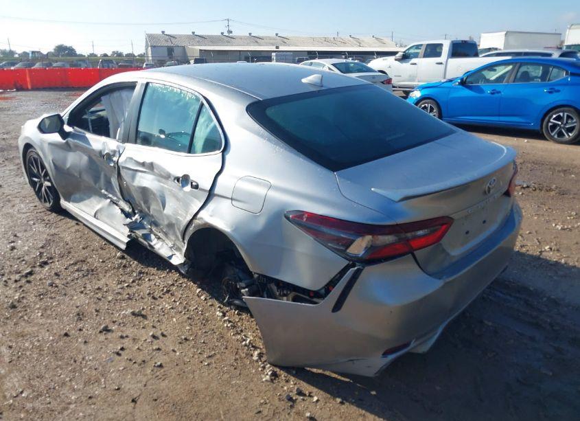 Photo 3 of 2023 Toyota Camry SE (VIN 4T1G11AK4PU797403)