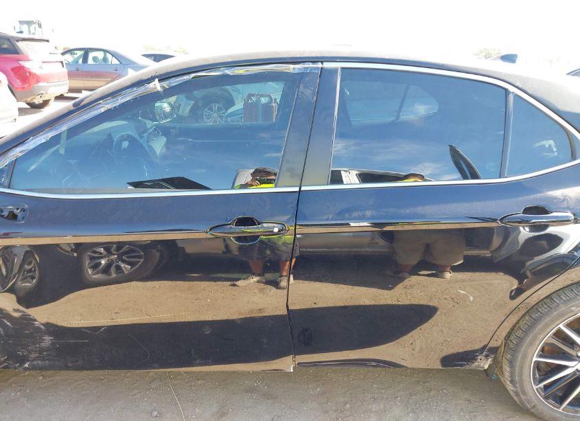 Photo 14 of 2023 Toyota Camry SE (VIN 4T1G11AK4PU815463)