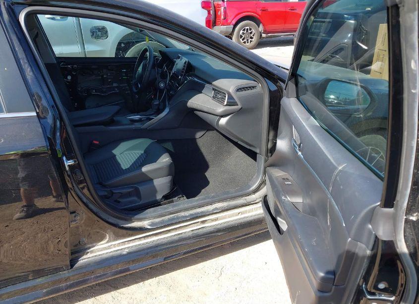 Photo 5 of 2023 Toyota Camry SE (VIN 4T1G11AK4PU815463)