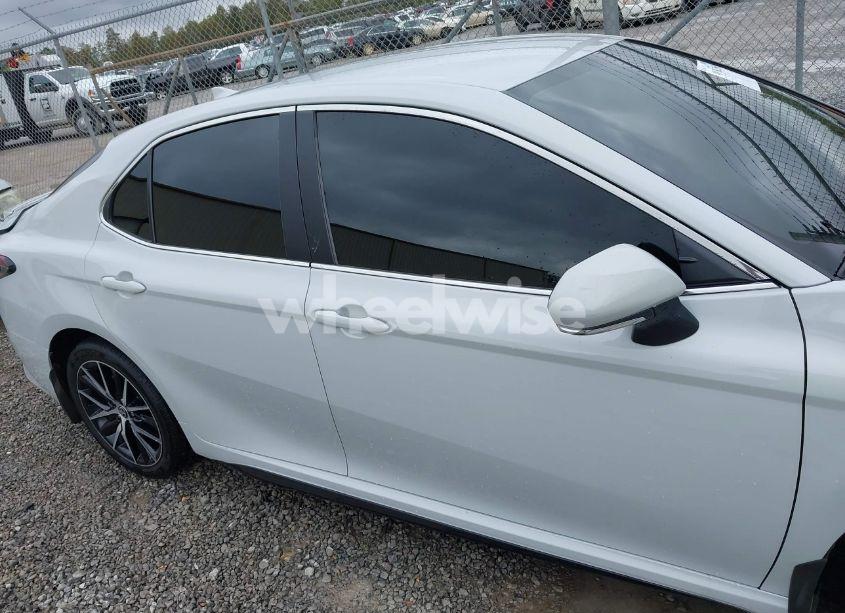 Photo 13 of 2024 Toyota Camry SE (VIN 4T1G11AK4RU197905)