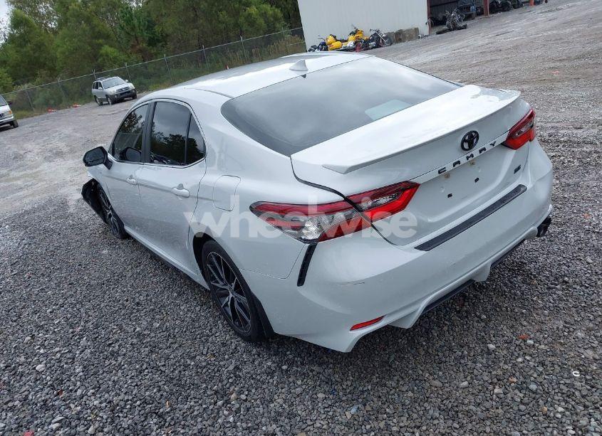 Photo 3 of 2024 Toyota Camry SE (VIN 4T1G11AK4RU197905)