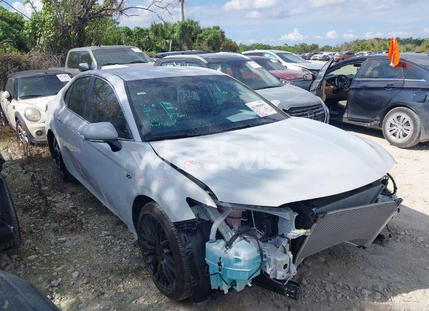 Photo 14 of 2024 Toyota Camry SE (VIN 4T1G11AK4RU220728)