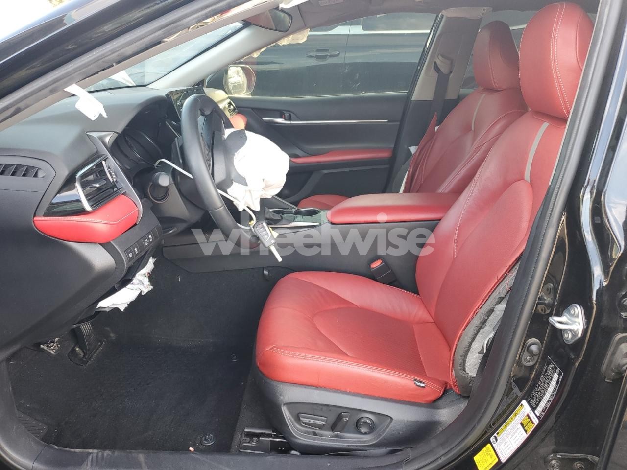 Photo 7 of 2024 TOYOTA CAMRY SE NIGHT SHADE (VIN 4T1G11AK4RU241448)