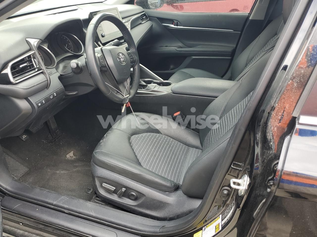 Photo 7 of 2024 TOYOTA CAMRY SE NIGHT SHADE (VIN 4T1G11AK4RU246567)